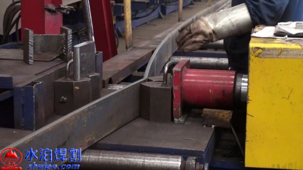 翼板折彎機069
